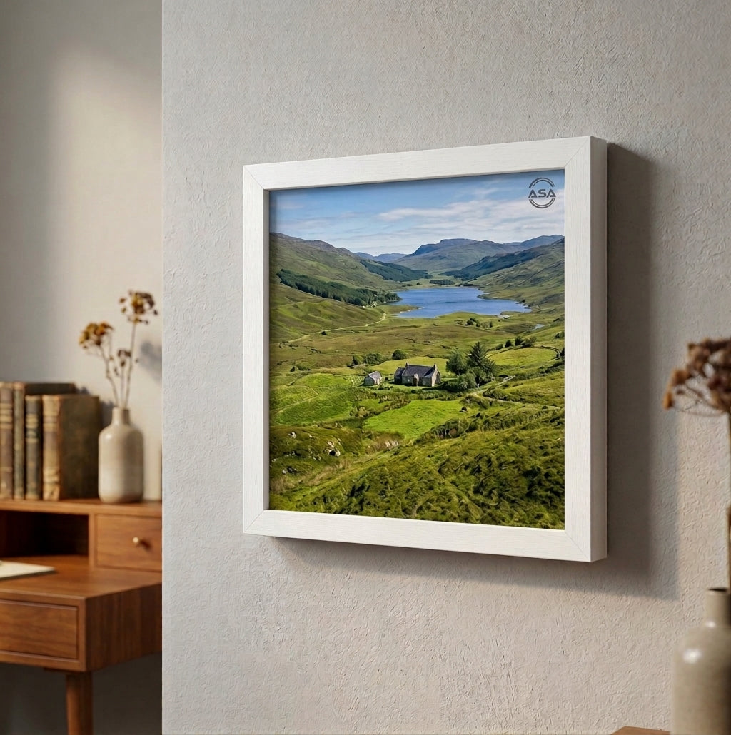 9x9 Inch Modern Picture Frame – Perspex Front & Wall Hanging – Black & White